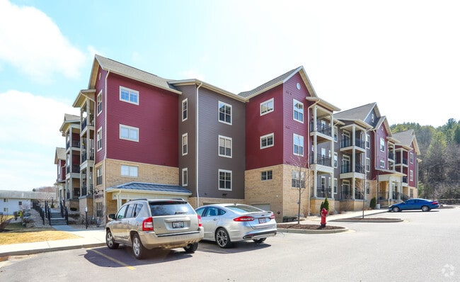 Building Photo - Mill Creek