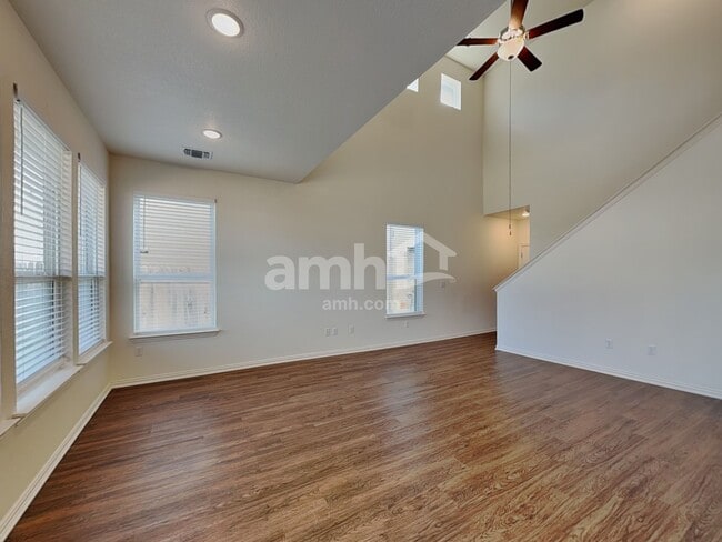 Building Photo - 2716 Geronimo Creek