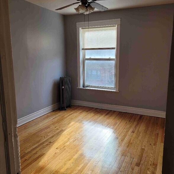 Building Photo - 4541 S Calumet Ave