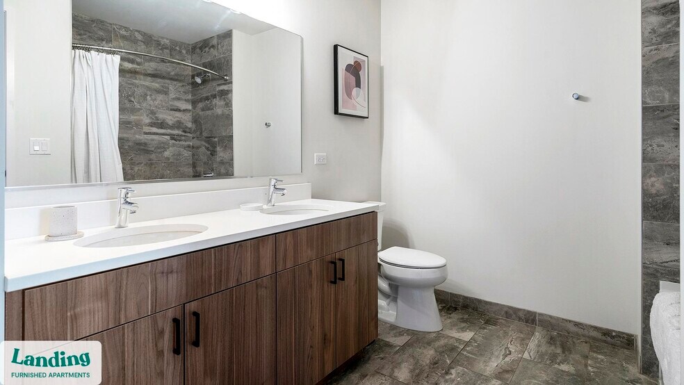 Building Photo - 2480-2522-2522 N Milwaukee Ave