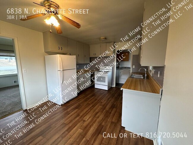 Building Photo - 6838 N Charlotte St