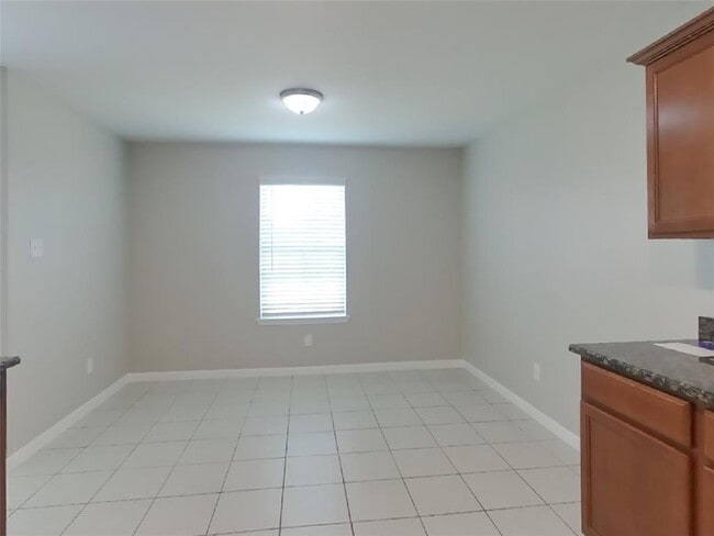 Building Photo - 944 American Monarch Dr