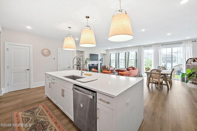 Building Photo - 4039 Heron Dr