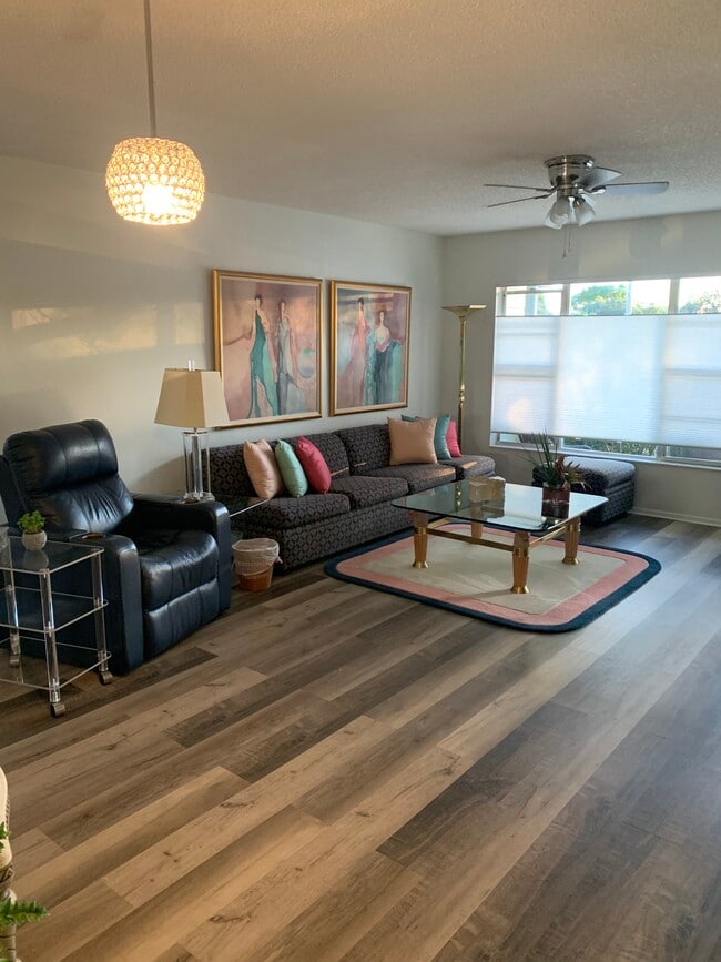 Building Photo - 2292 Costa Rican Dr