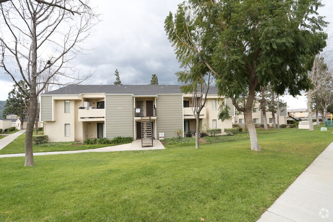 River Ridge Apartments Fillmore, CA Apartment Finder