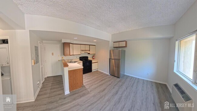 Building Photo - 40 Fayette St