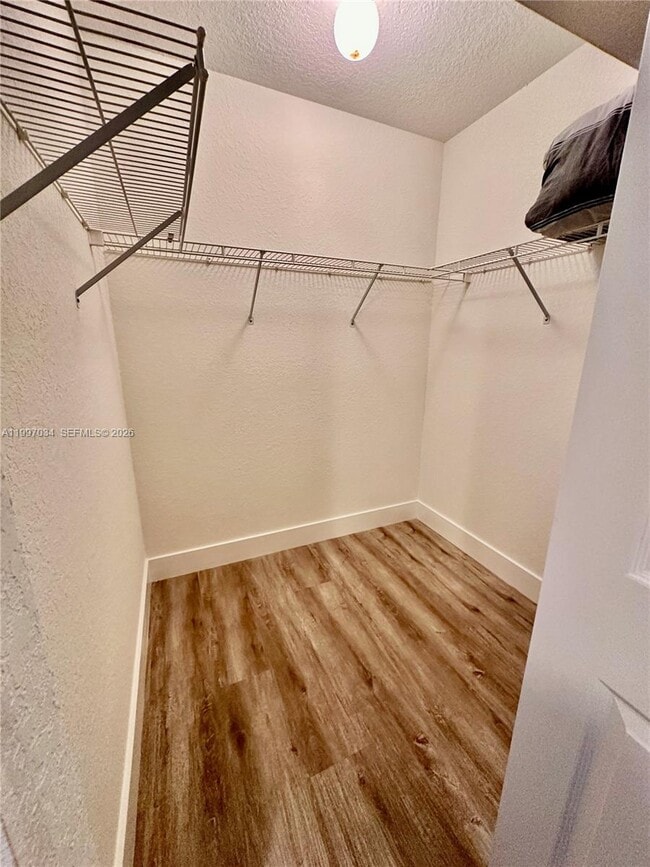 Building Photo - 2122 Pasa Verde Ln