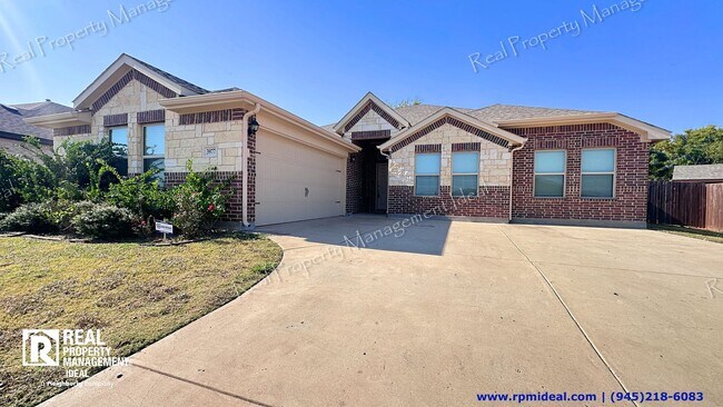 Building Photo - YOUR 3-BED, 2-BATH DREAM HOME AWAITS IN GRAND PRAIRIE