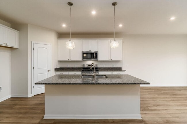 Building Photo - 309 Dowler Dr