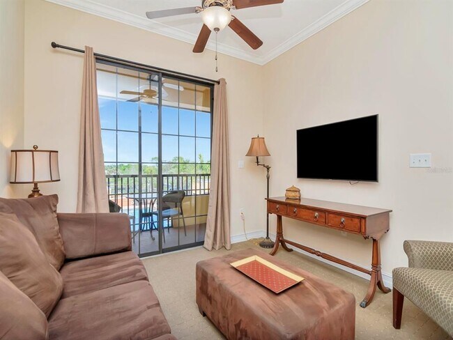 Building Photo - 13941 Clubhouse Dr
