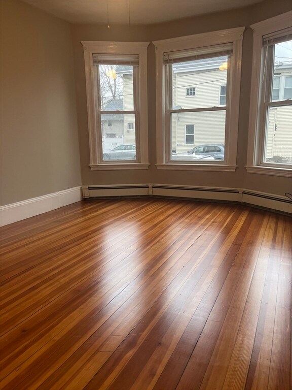 Building Photo - 397 Lincoln Ave