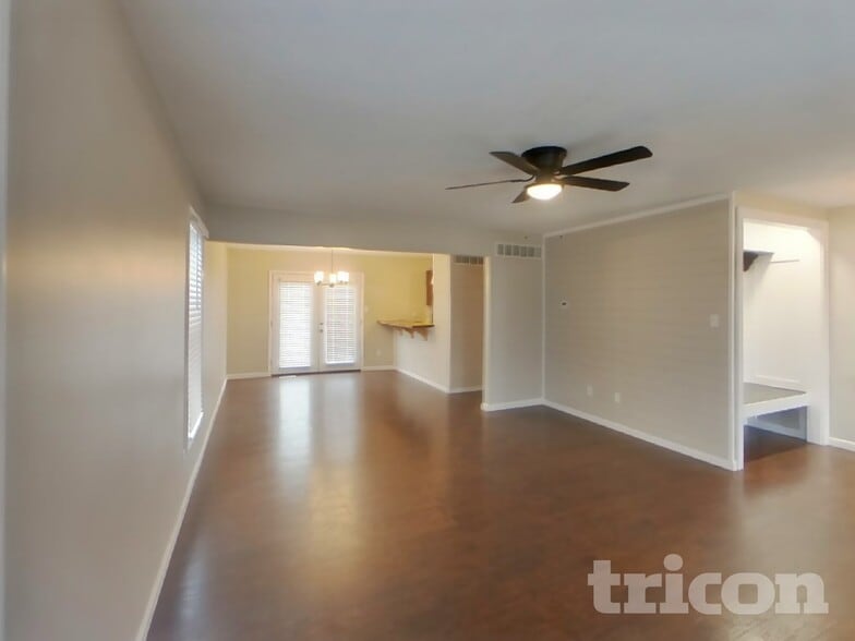 Building Photo - 4064 Jessica Dr