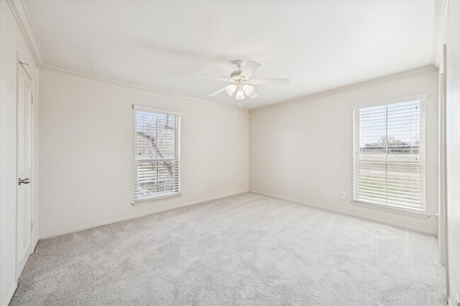 Building Photo - 14703 Barryknoll Ln