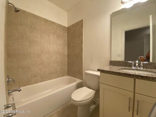 Building Photo - 11312 Estancia Villa Cir