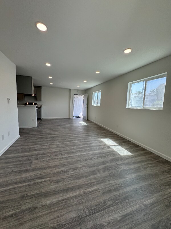 Building Photo - 1503 Cochran Ave