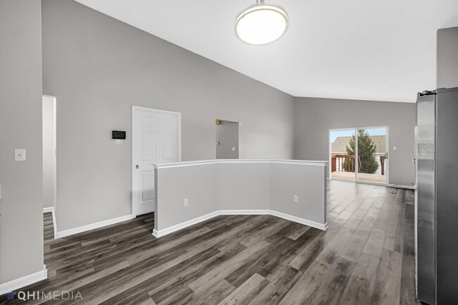 Building Photo - 1218 W 85th Ave