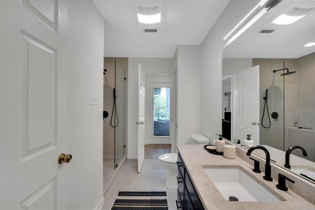 Building Photo - 1206 Brook Arbor Dr