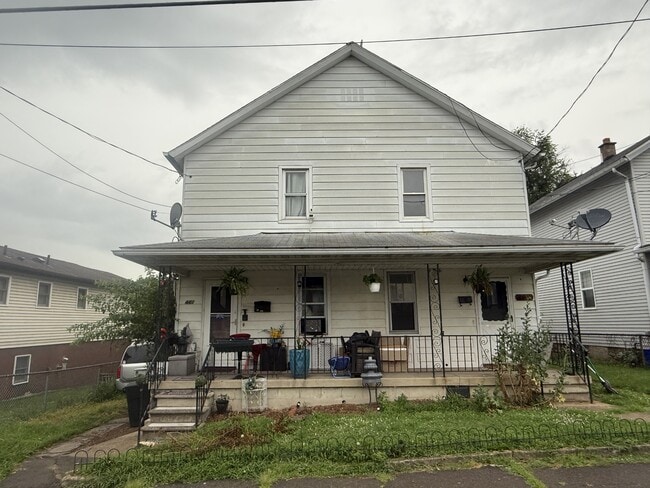 Primary Photo - 438 14th Ave