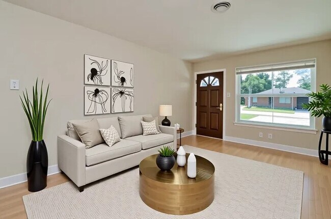 Building Photo - 8330 Waterbury Dr