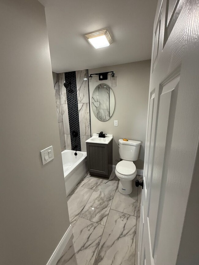 Building Photo - 3 Bed, 2 Bath Home for Rent!