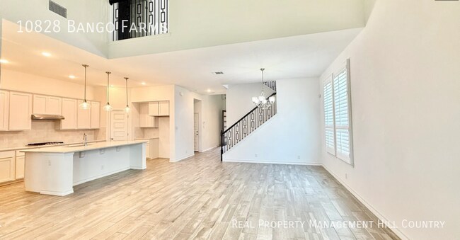 Building Photo - 10828 Bango Farms