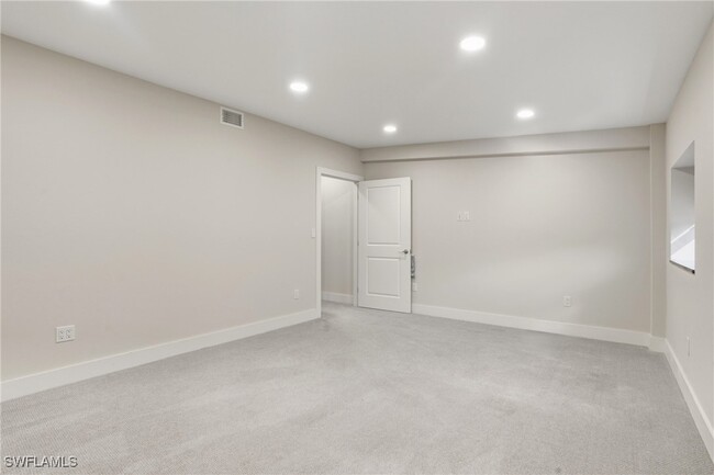 Building Photo - 6070 Lancewood Way