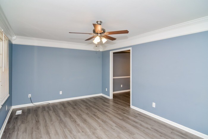 Building Photo - 3107 Lewisburg Dr NW