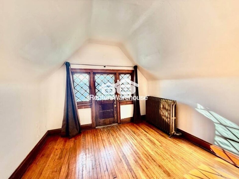 Building Photo - 669 17th St