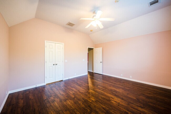 Building Photo - 3231 Pedernales Trails Ln