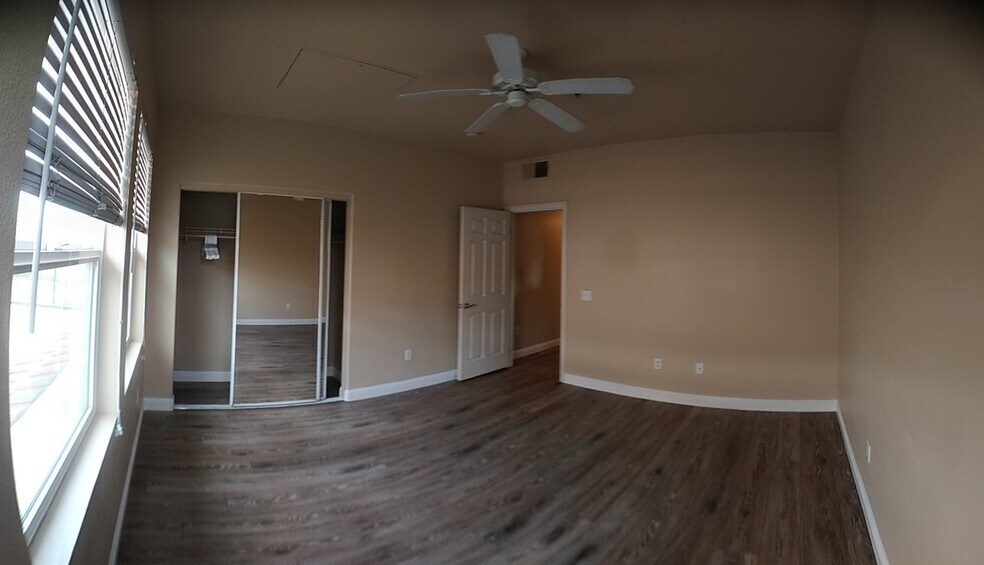 Building Photo - 4800 Westlake Pky