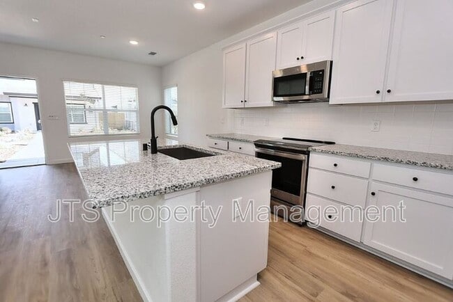 Building Photo - 4256 Aura Way