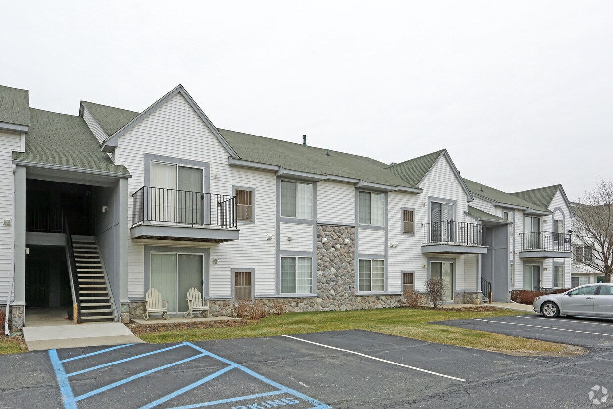 indian lake village apartments lake orion mi apartment finder