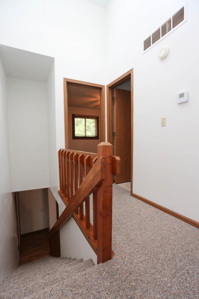 Building Photo - 311 Foxfire Dr