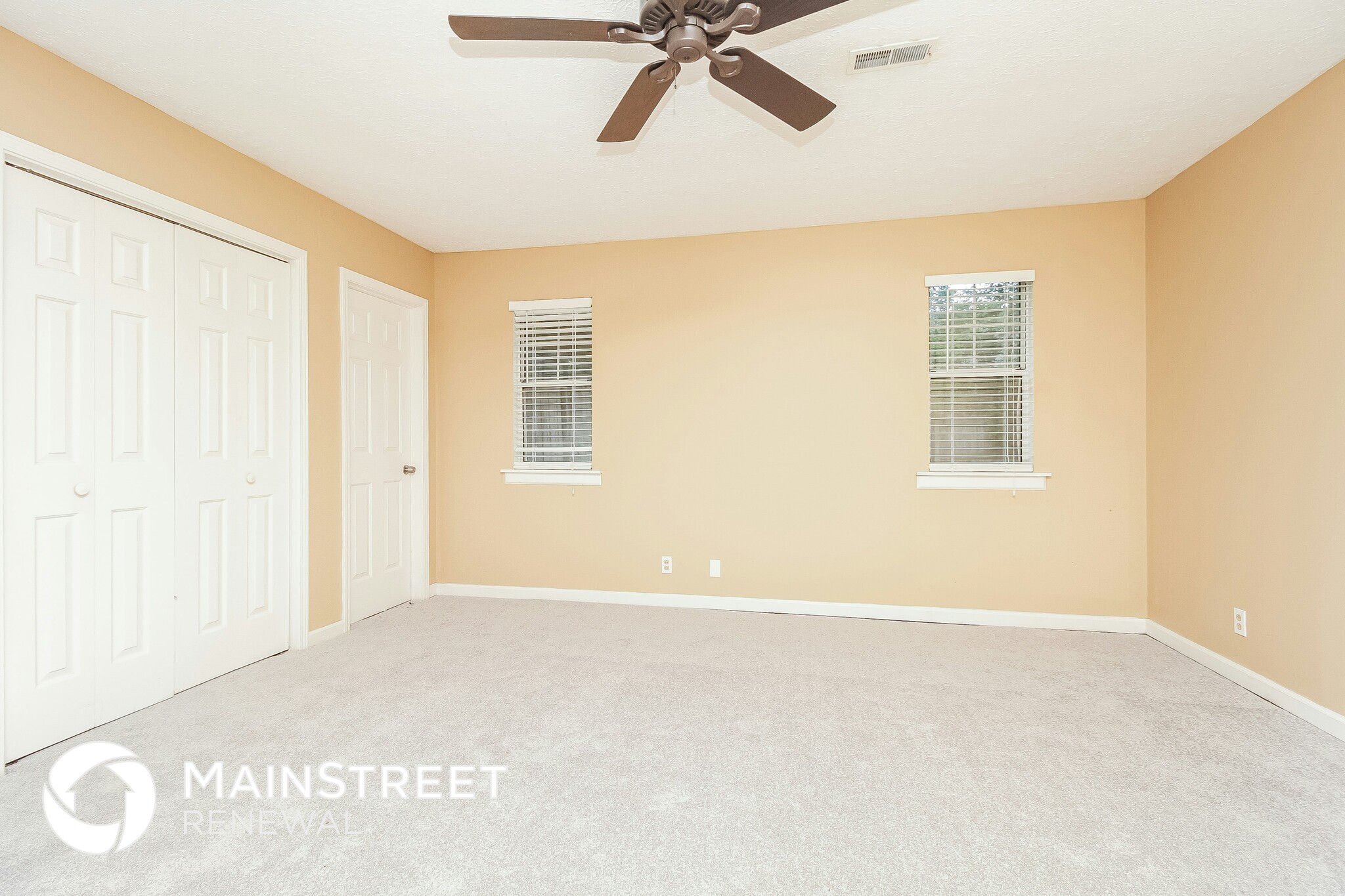 Building Photo - 2432 Laurel Hill Ct