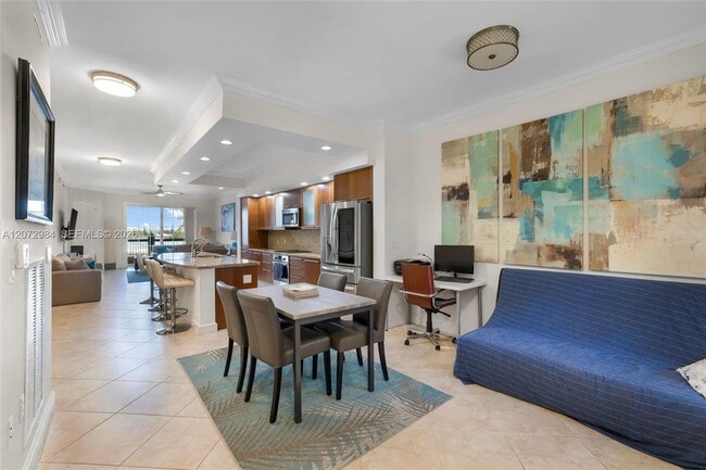 Building Photo - 4445 El Mar Dr