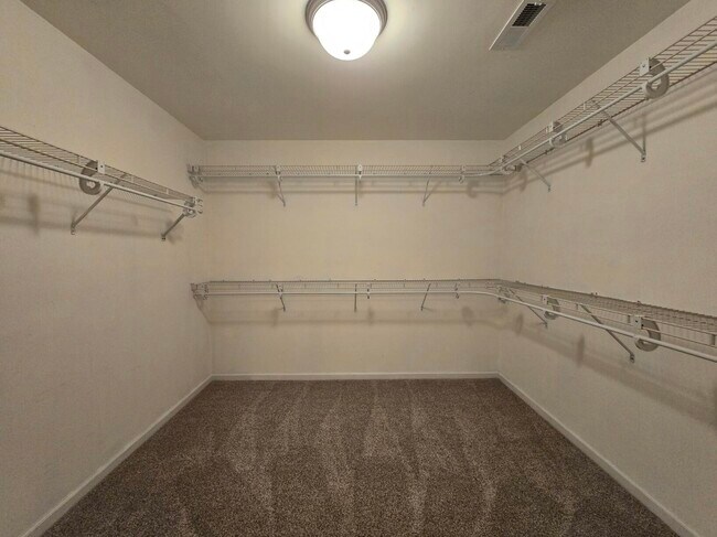 Building Photo - 206 Aberlour Dr