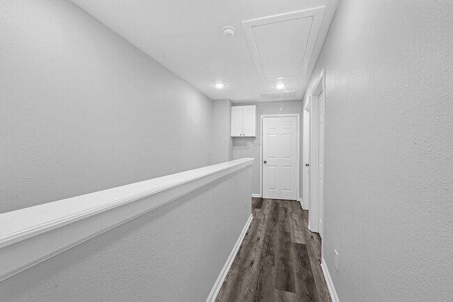 Building Photo - 513 Avenue I