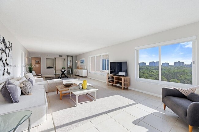 Building Photo - 1151 N Fort Lauderdale Beach Blvd