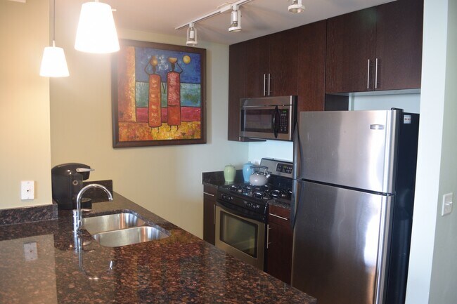 Building Photo - 1400 S Michigan Ave