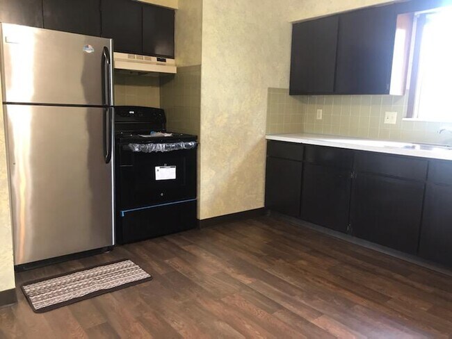 Building Photo - 164 Stadler Ct