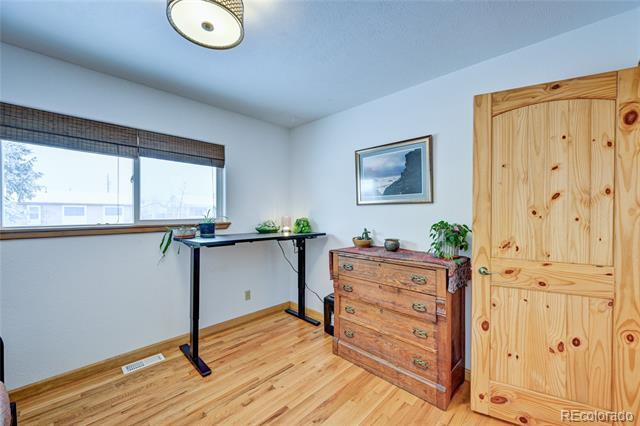 Building Photo - 502 Park Ln