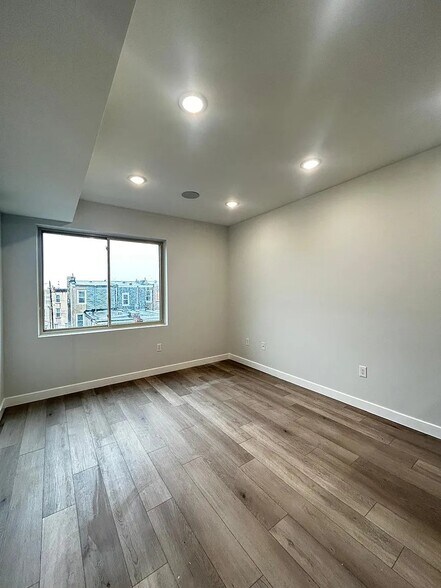 Building Photo - 2419 N 7th St