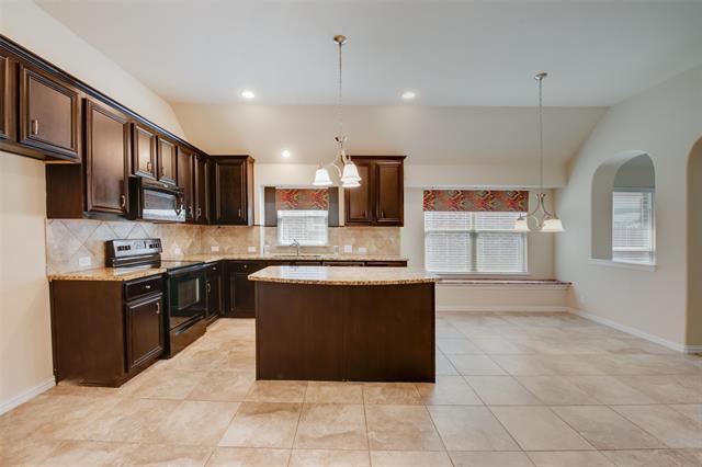 Building Photo - 8856 Devonshire Dr