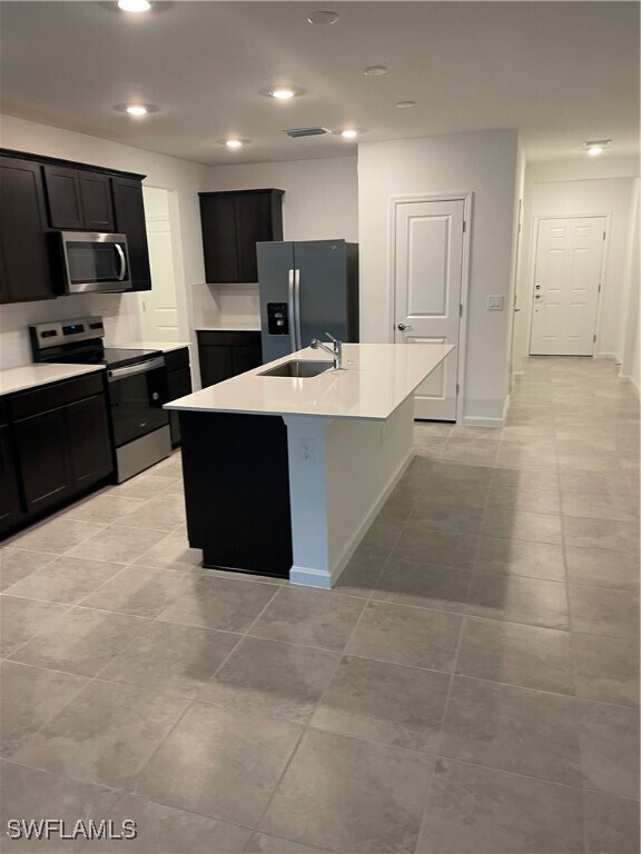 Building Photo - 1519 Fells Cove Ln