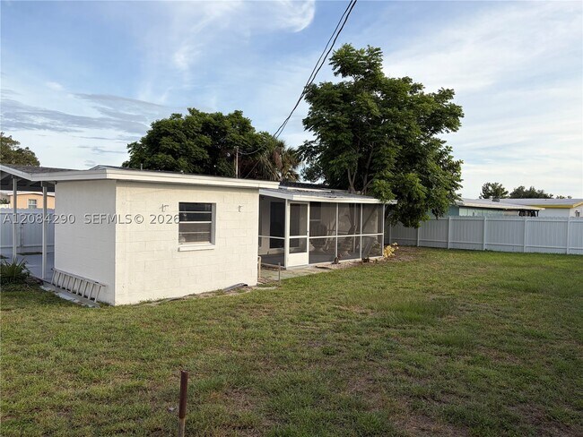 Building Photo - 22202 Belinda Ave