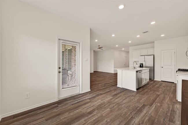 Building Photo - 6107 Ginevra Summers Dr