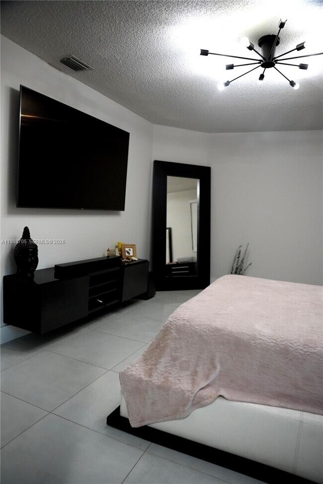 Building Photo - 19262 NW 89th Ave