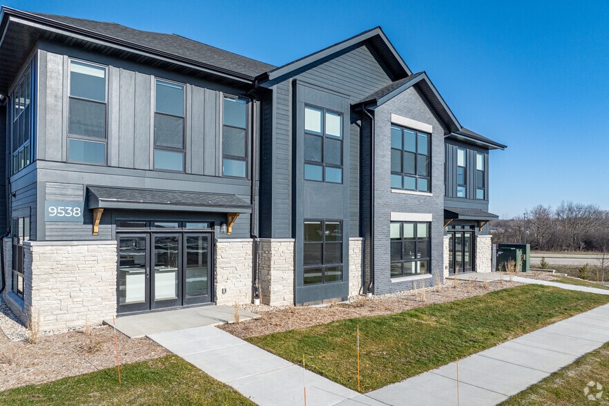 Building Photo - The Broadacre Apartments