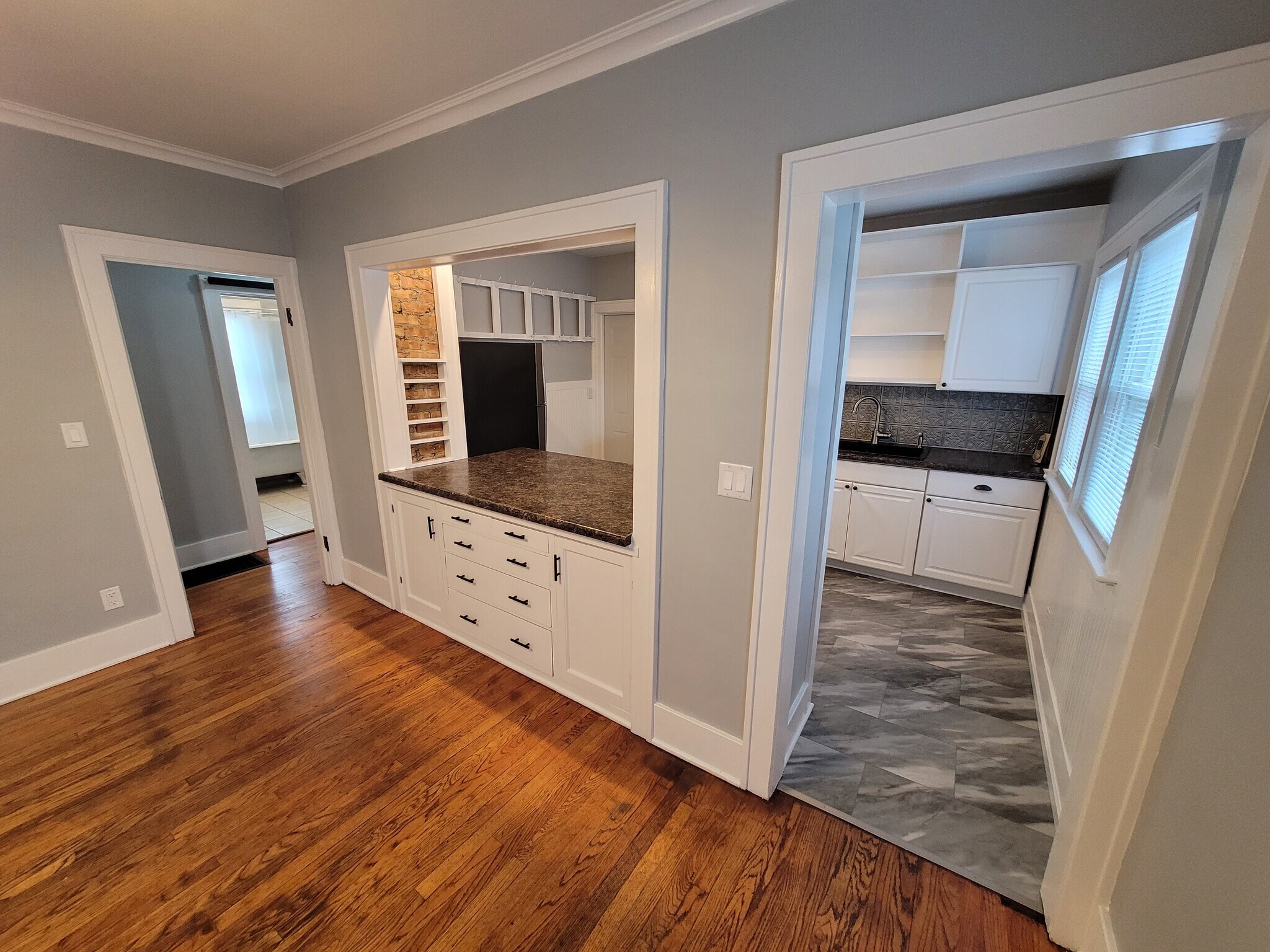 Building Photo - 1319 Prairie Ave