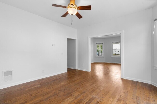 Building Photo - 770 Stratford Ave